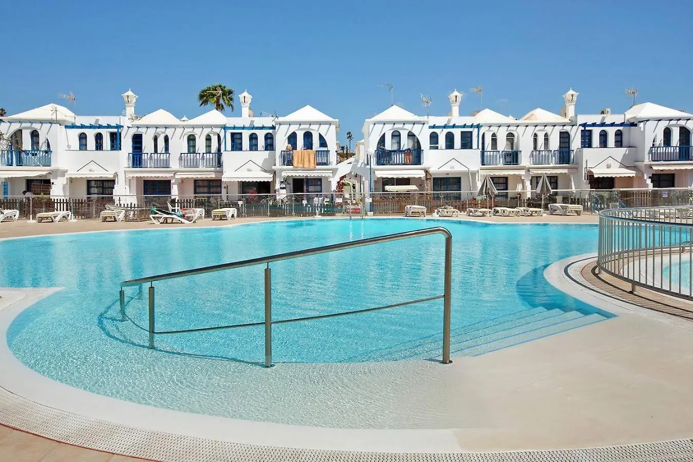 Playmar Pool By Wave Properties Maspalomas  Spain